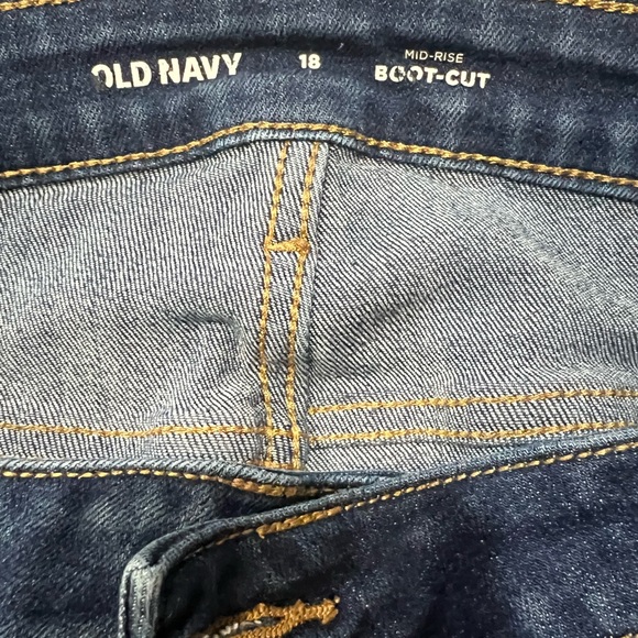 Old navy size 18 bootcut jeans - Picture 1 of 2